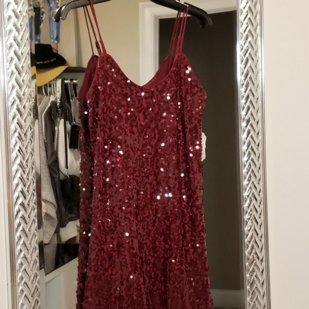 SOLD Altar'd State Sequin dress in burgundy, size M - Picture 7 of 16